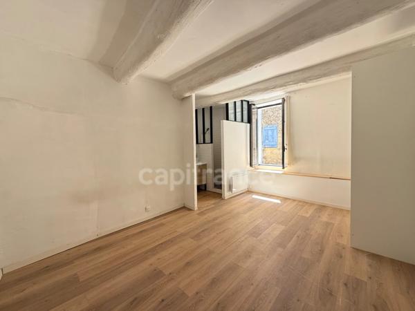 Maison à vendre 5 pièces LAURIS (84) terrasse et cave