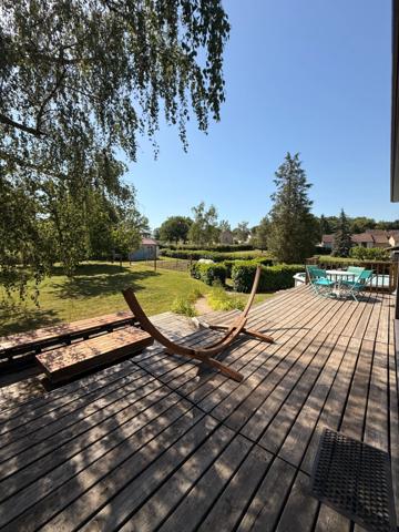 Pavillon sur sous sol de 170m², 5 chambres, piscine sur terrain de 2000m² 197 000 €
