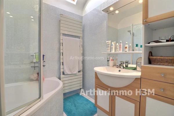 Vente                                                      Maison
                        
                     7 pièces                      217 m2                     à Beauchamp