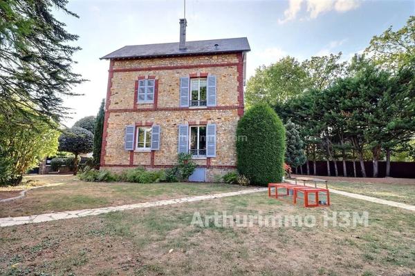 Vente                                                      Maison
                        
                     7 pièces                      217 m2                     à Beauchamp
