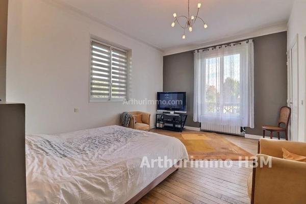 Vente                                                      Maison
                        
                     7 pièces                      217 m2                     à Beauchamp