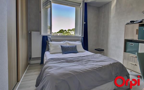 Appartement à vendre    3 pièces •  Bourgoin-Jallieu