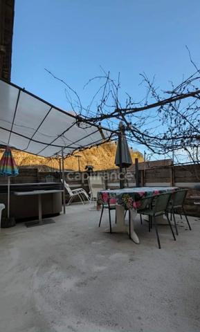 Maison type loft industriel 150 m² + gîte rénové 25 m2 – revenu locatif 1 000 €/mois