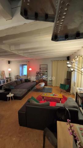 Maison type loft industriel 150 m² + gîte rénové 25 m2 – revenu locatif 1 000 €/mois