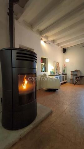 Maison type loft industriel 150 m² + gîte rénové 25 m2 – revenu locatif 1 000 €/mois