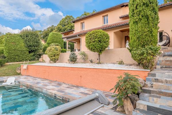 69110 SAINT FOY LES LYON - MAISON + APPARTEMENT - PISCINE - GARAGE - JARDIN - VUE PANORAMIQUE - PROCHE DES COMMODITES - CALME