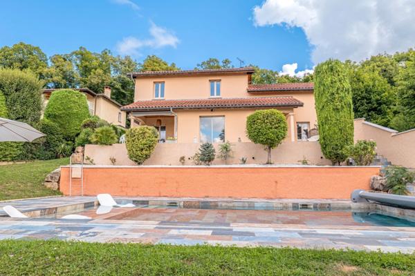 69110 SAINT FOY LES LYON - MAISON + APPARTEMENT - PISCINE - GARAGE - JARDIN - VUE PANORAMIQUE - PROCHE DES COMMODITES - CALME
