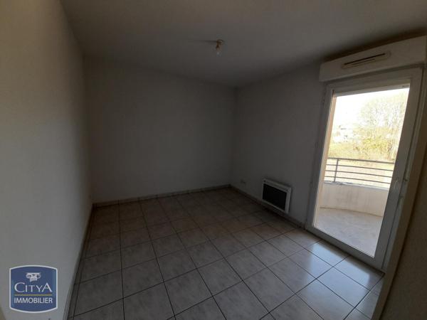 Appartement à louer 3 pièces 61.48m² Saint-Michel (16470)