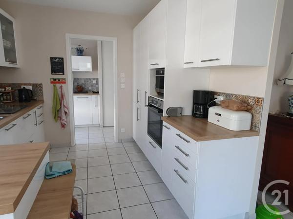 Maison à vendre  4 pièces - 101,11 m 2   CHALLANS  - 85