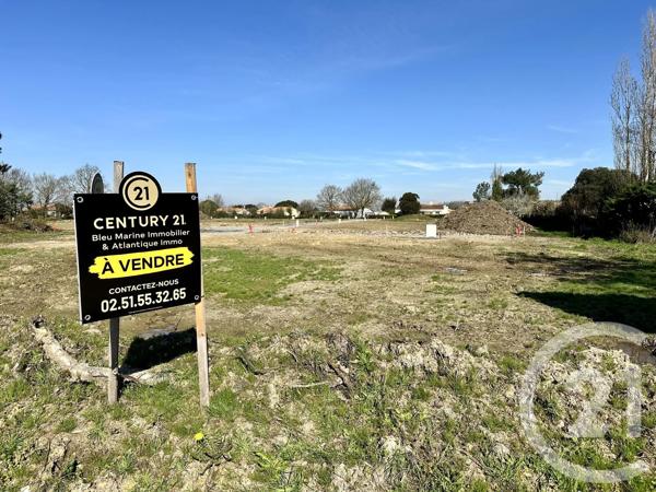 Terrain à vendre  500 m 2   LE FENOUILLER  - 85