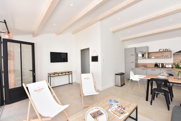 SAINT-VIVIEN Propriété d'exception + 5 gîtes aux portes de Châtelaillon-Plage Saint vivien SAINT-VIVIEN Propriété d'exception + 5 gîtes aux portes de Châtelaillon-Plage Saint vivien