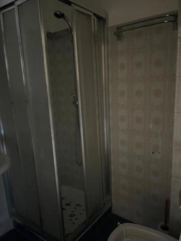 Vente                                                      Appartement
                        
                     5 pièces                      126 m2                     à Perpignan