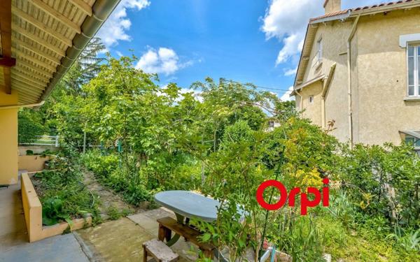 Appartement à vendre    3 pièces • 16,56 m2 Oullins