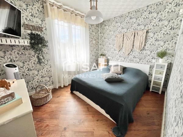 Maison plain-pied 4 chambres avec sous-sol complet