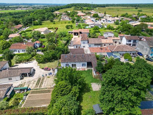 A VENDRE Maison 5 P 140 m2 3 chambres a Canals - 82170