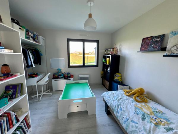 Pavillon de plain-pied intégral 3 chambres + bureau