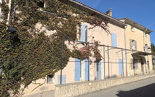 Appartement à vendre    3 pièces • 65,53 m2 Mormoiron