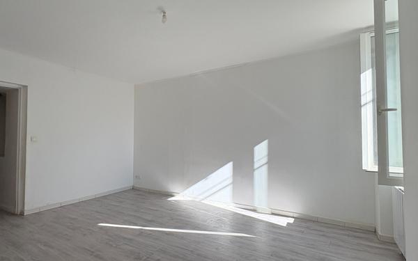 Appartement à vendre    3 pièces • 65,53 m2 Mormoiron