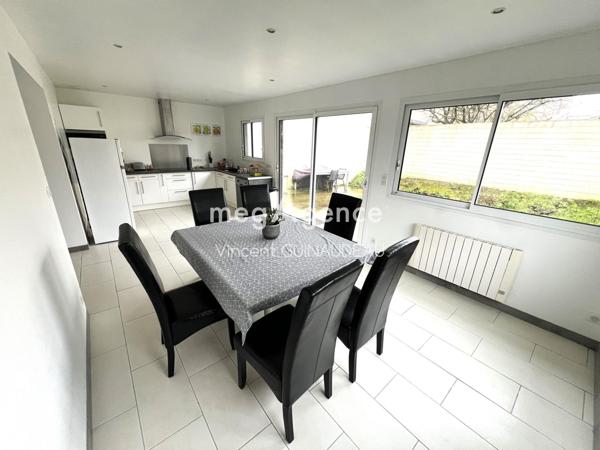 Maison à LE MAY-SUR-EVRE, 49122 - 5 pièces 206m²