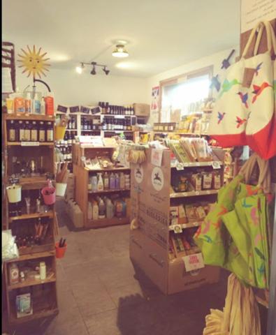 SAMOENS (74) À VENDRE – Fonds de commerce Alimentation et Produits Frais