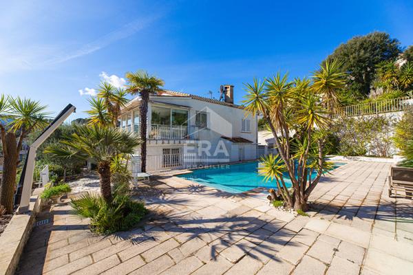 MAISON AVEC PISCINE ET DÉPENDANCES - MANDELIEU-LA-NAPOULE QUARTIER MINELLE 