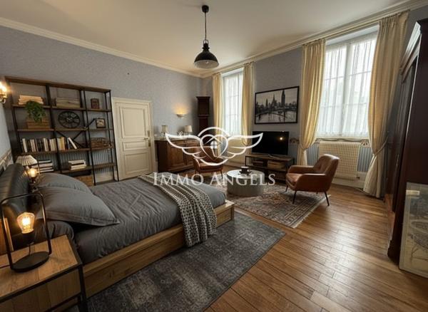 Maison bourgeoise avec terrain indépendant