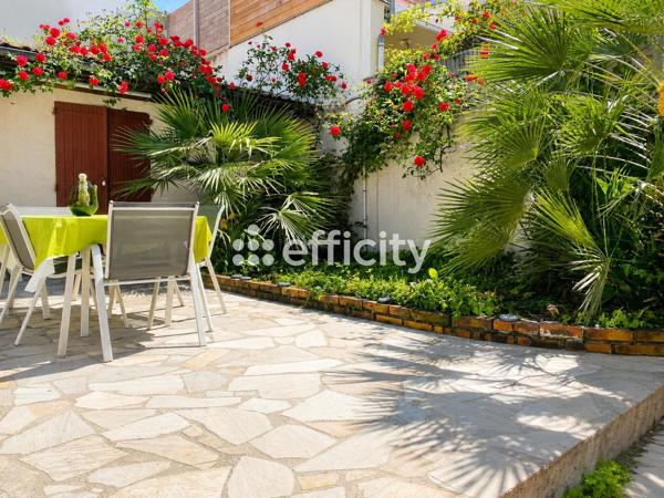 Maison
         7 pièces
        - 170 m² 624 000 € *