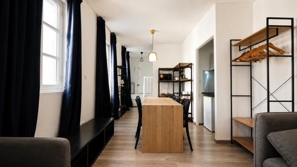 Studio de caractère – Immeuble Second Empire – Cœur historique d'Angoulême Détails des diagnostics énergétiques