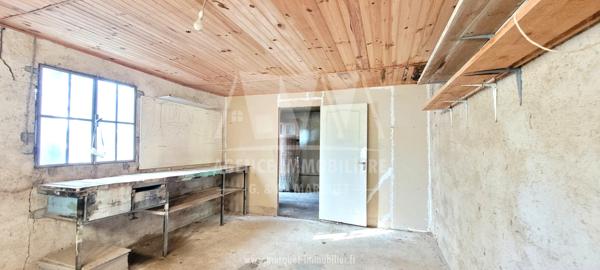 EXCLUSIVITÉ - PUYMOYEN - MAISON DE PLAIN-PIED DE 94 m² + GARAGE 26 m² indép , GARAGE, PISCINE, TERRAIN DE 1200 m²