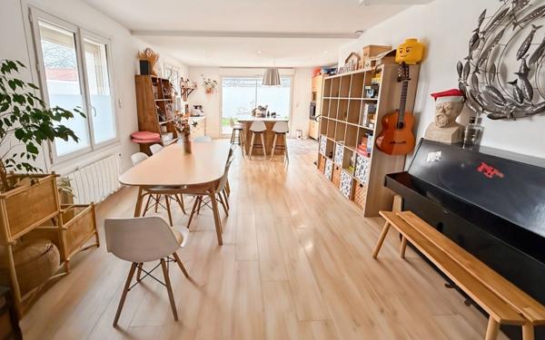 Maison à vendre    5 pièces •  Saint-Xandre