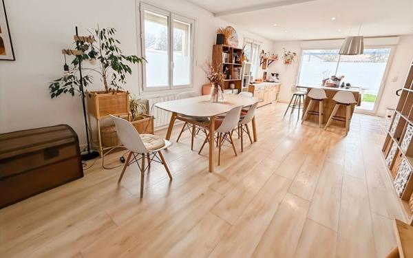 Maison à vendre    5 pièces •  Saint-Xandre