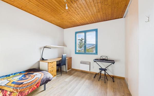 Maison à vendre    5 pièces • 147,70 m2 Saint-Marcellin