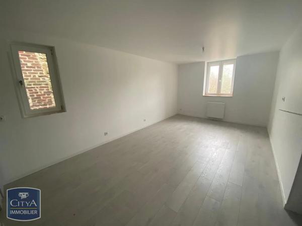 Appartement à louer 2 pièces 47.33m² Charleville-Mézières (08000)