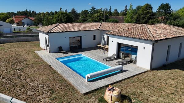 Maison contemporaine de plain-pied – Piscine – Prestations de qualité Détails des diagnostics énergétiques