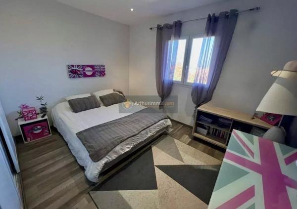 Vente                                                      Maison
                        
                     6 pièces                      157 m2                     à Vescovato