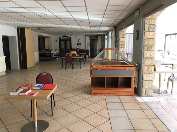 Local/bureau à vendre SAINT DIDIER (84)