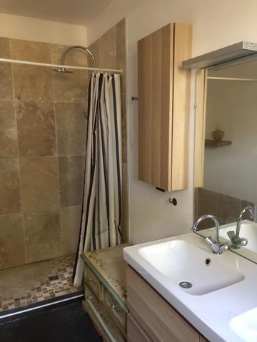 Local/bureau à vendre SAINT DIDIER (84)