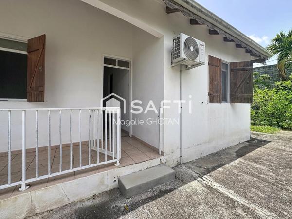 Villa exceptionnelle de 132m2 et son terrain de 1328m2 au Moule
