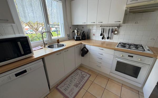 Maison à vendre    4 pièces • 100,56 m2 Montigny-le-Bretonneux