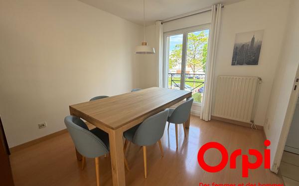 Maison à vendre    4 pièces • 100,56 m2 Montigny-le-Bretonneux