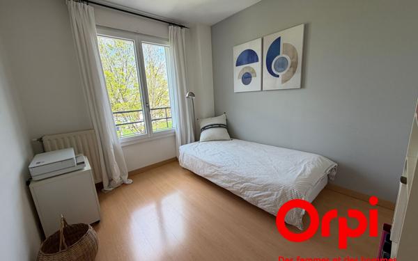 Maison à vendre    4 pièces • 100,56 m2 Montigny-le-Bretonneux