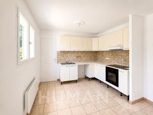 Maison à vendre 470 000 € Lambesc 5 p 123 m² DPE C