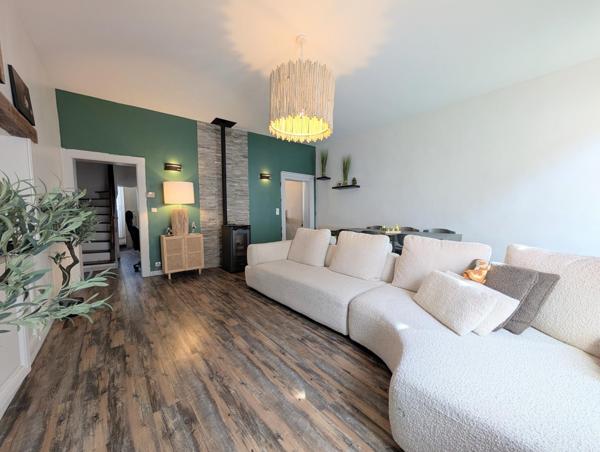 Charmante maison de ville avec cave et courette