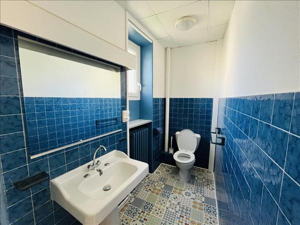 Maison à louer 1 150 € CC LORIENT 5 p 114 m² DPE F