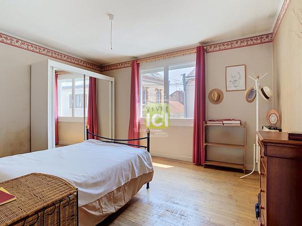 MAISON À FORT POTENTIEL , ATELIER 60 M² , JARDIN ,COMBLES AMÉNAGEABLES