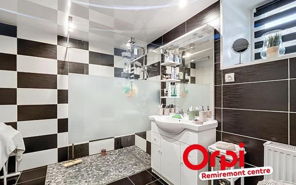 Maison à vendre    5 pièces • 189,76 m2 Arches