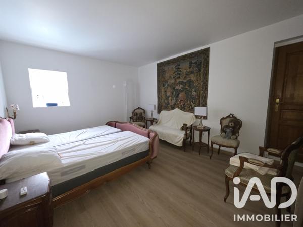 Maison à vendre 11 pièces 244 m² Bazoches