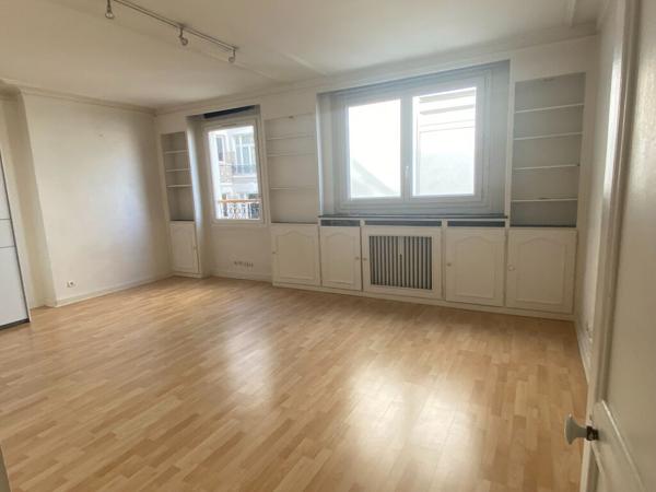 A louer studio de 33 m² Avenue des ternes
