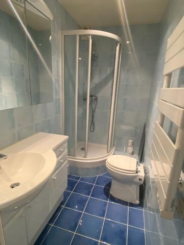 A louer studio de 33 m² Avenue des ternes