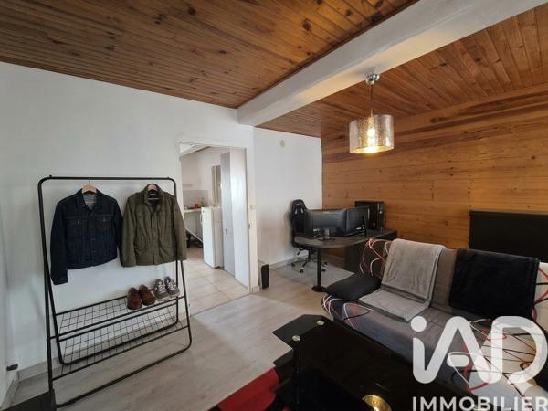 Immeuble à vendre 207 m² Le Vernet-Chaméane